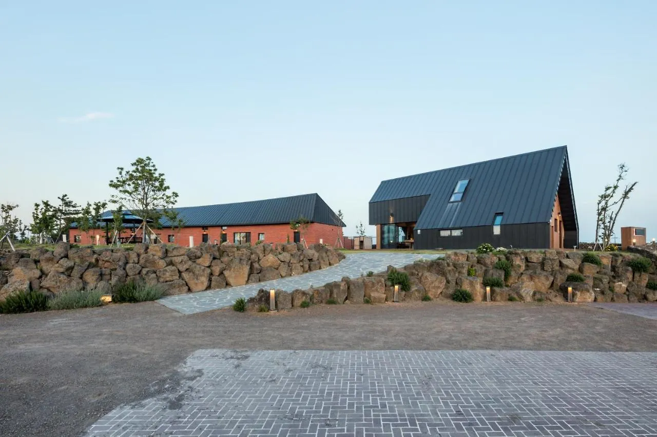 Ohyeongjae Private Pool Villa Jeju Country house