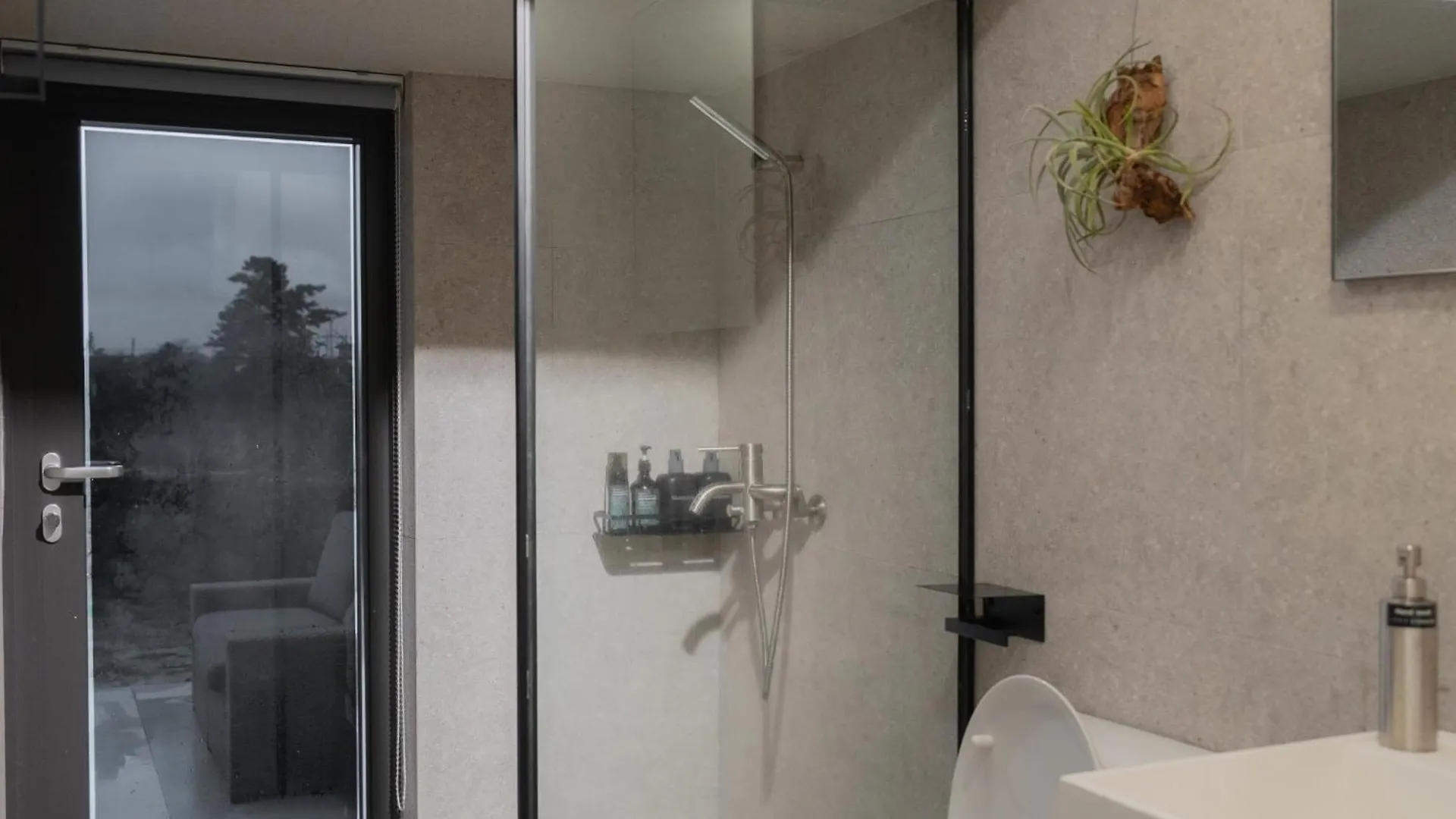Ohyeongjae Private Pool Villa Jeju