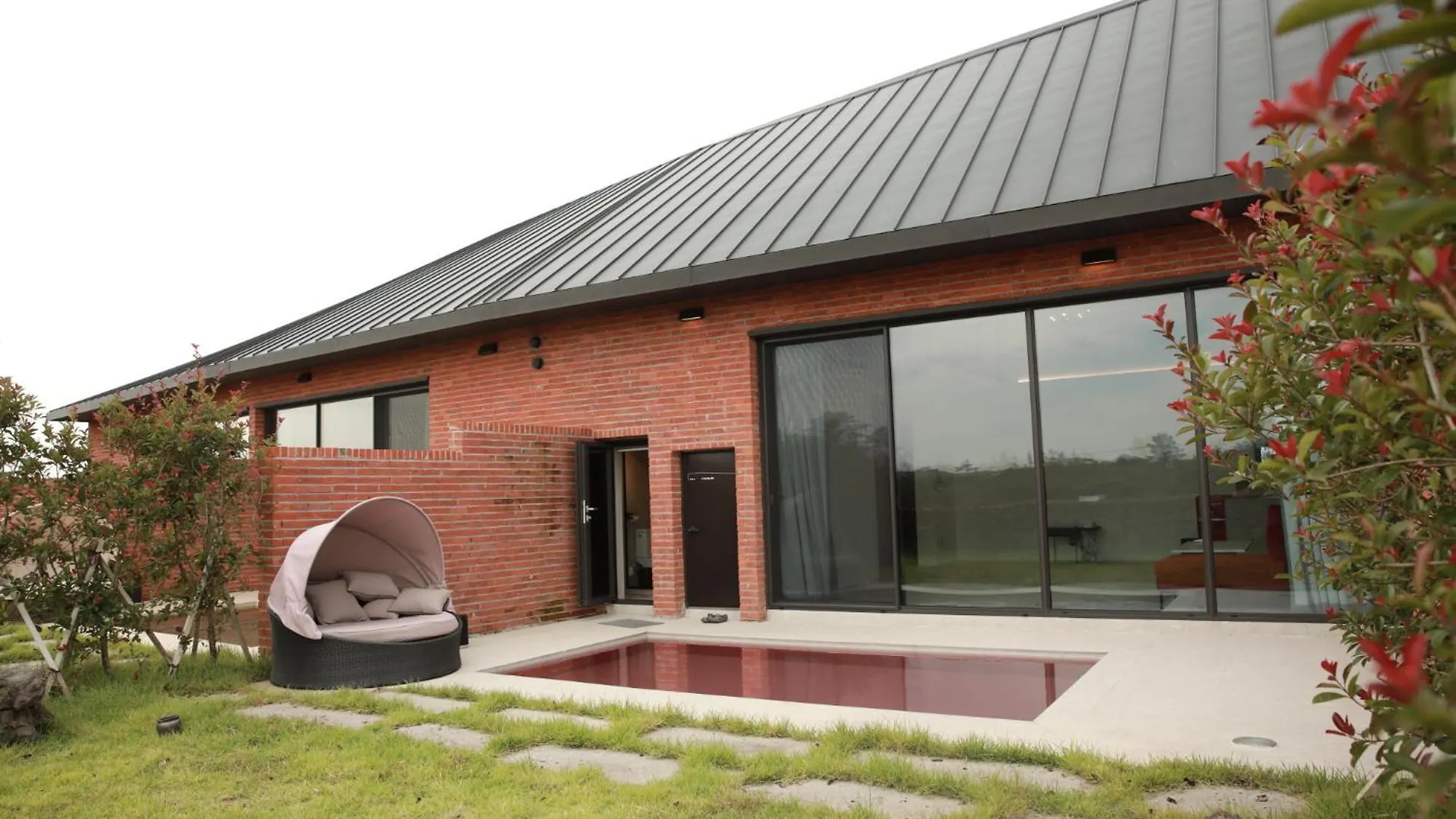 Country house Ohyeongjae Private Pool Villa Jeju South Korea