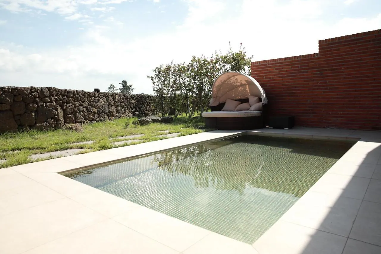 Ohyeongjae Private Pool Villa Τζέτζου