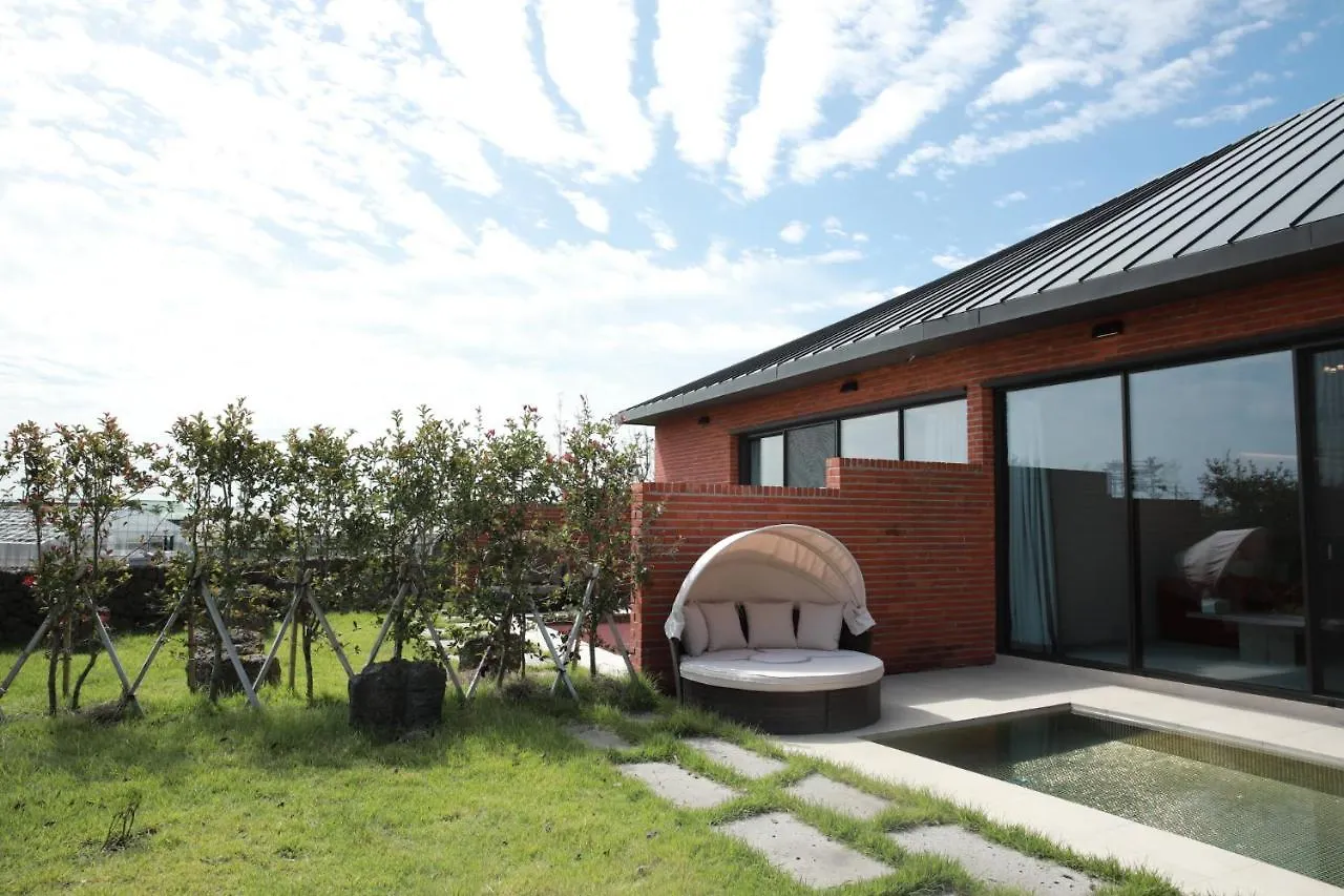Landsted Ohyeongjae Private Pool Villa Jeju